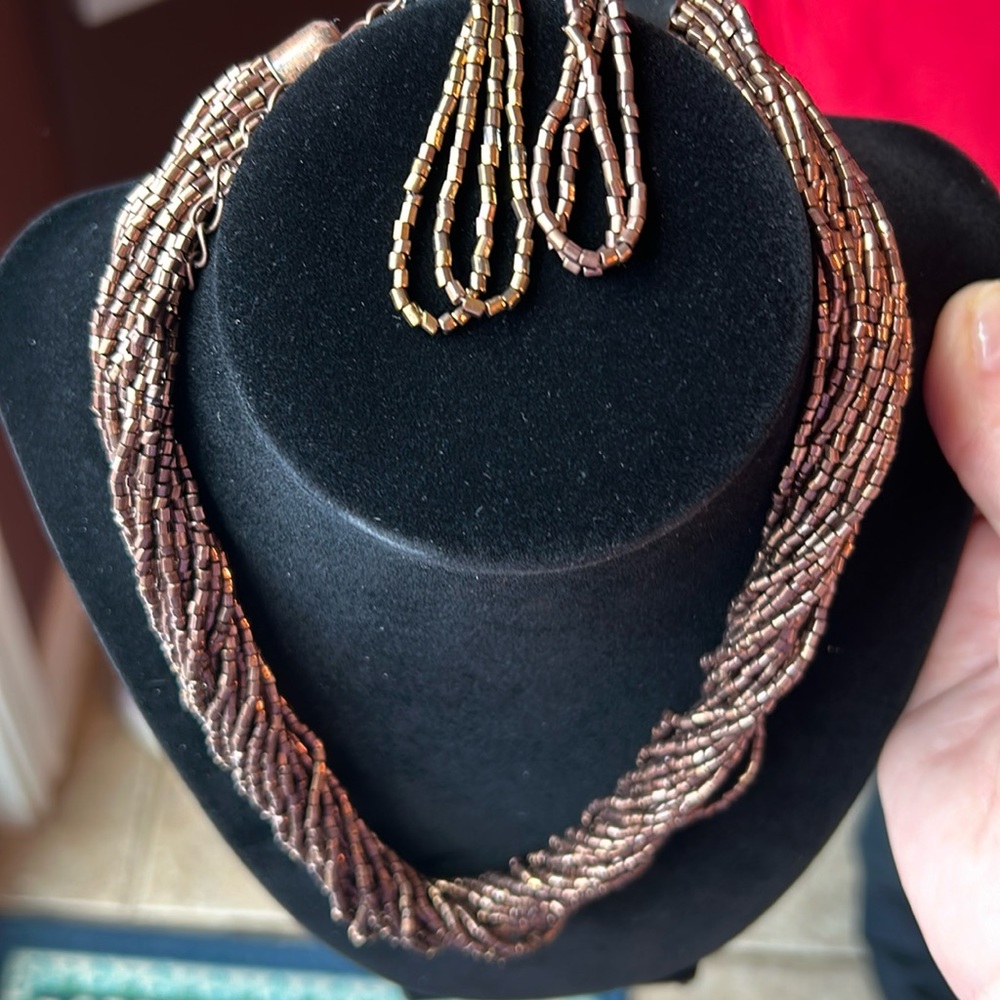 💎Copper Seed Bead Necklace - Picture 2 of 3